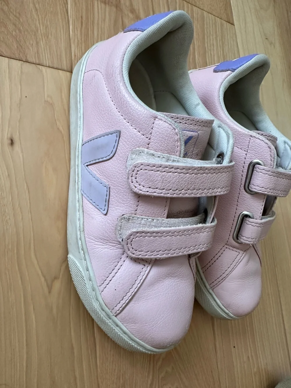 Veja comfortable light